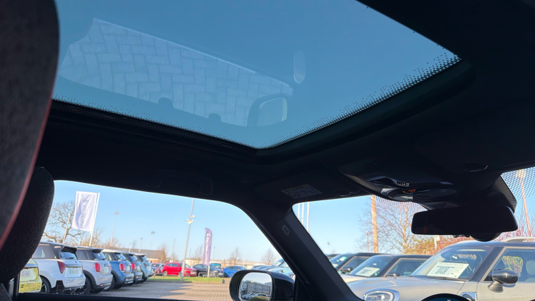 MINI Cooper 135kW E Sport 41kWh 3dr Auto Electric Hatchback